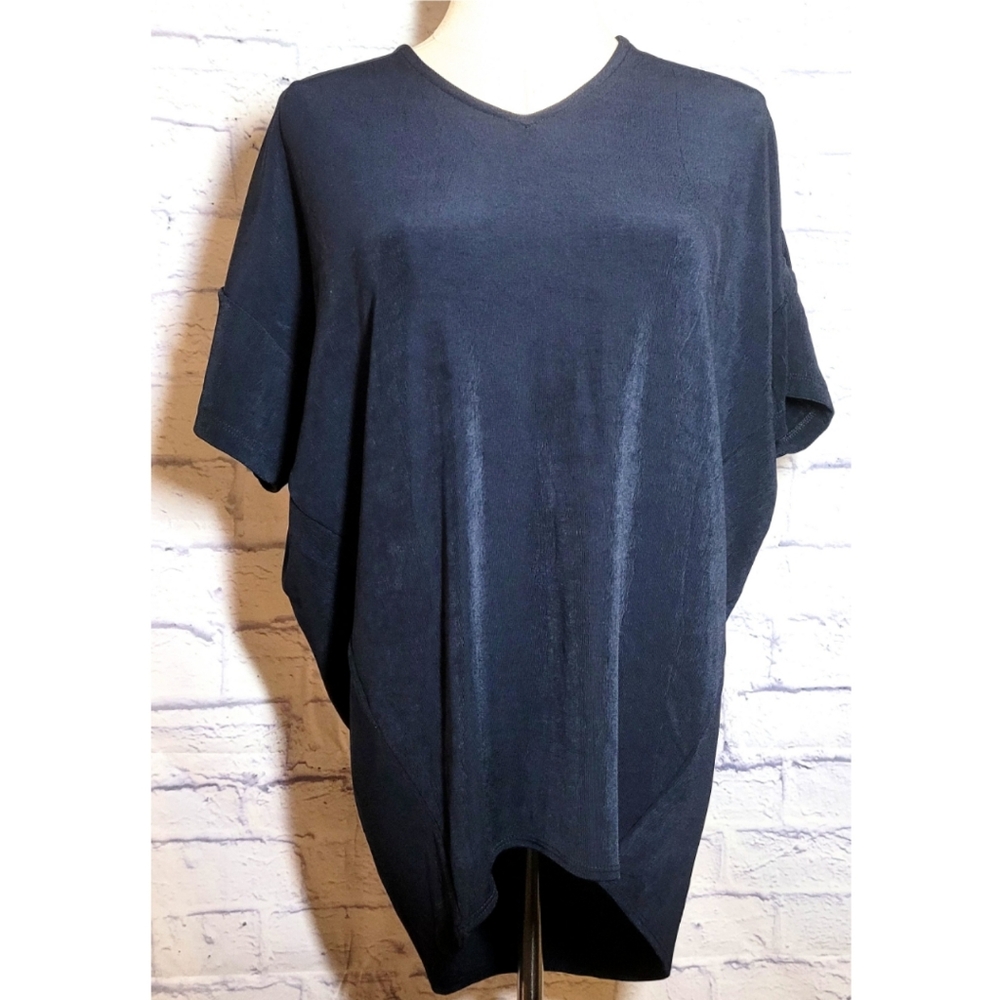 Chico's Travelers Tunic Top V-Neck Knit Highlow Size 00 XS Dark Blue Casual Vaca